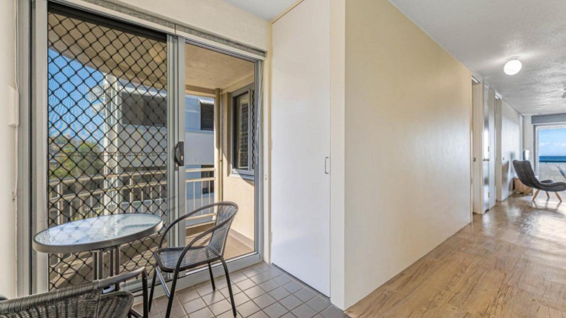 #6 Seaspray, Kings - Absolute Waterfront